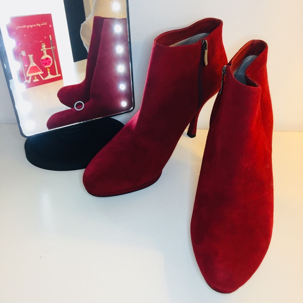 ✨ Via Spiga Heeled suede Leather Boots - Stunning✨